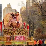 glimpse of thanksgiving parade